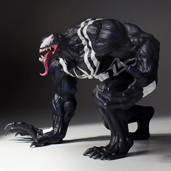 Gentle Giant Marvel Venom Collectors Gallery Statue